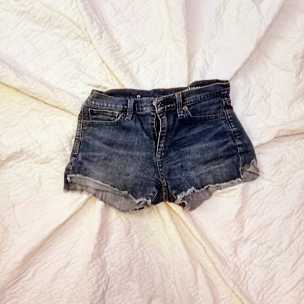 Frayed Hem Gap Shorts